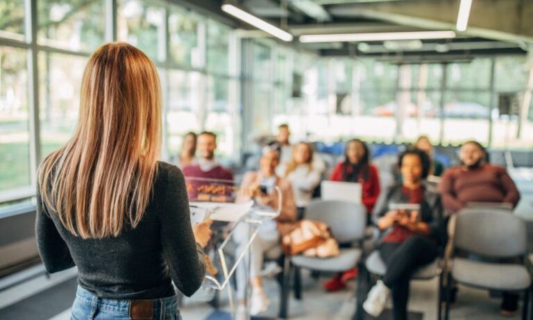 Featured image for How to own the room: 5 tips to master presenting